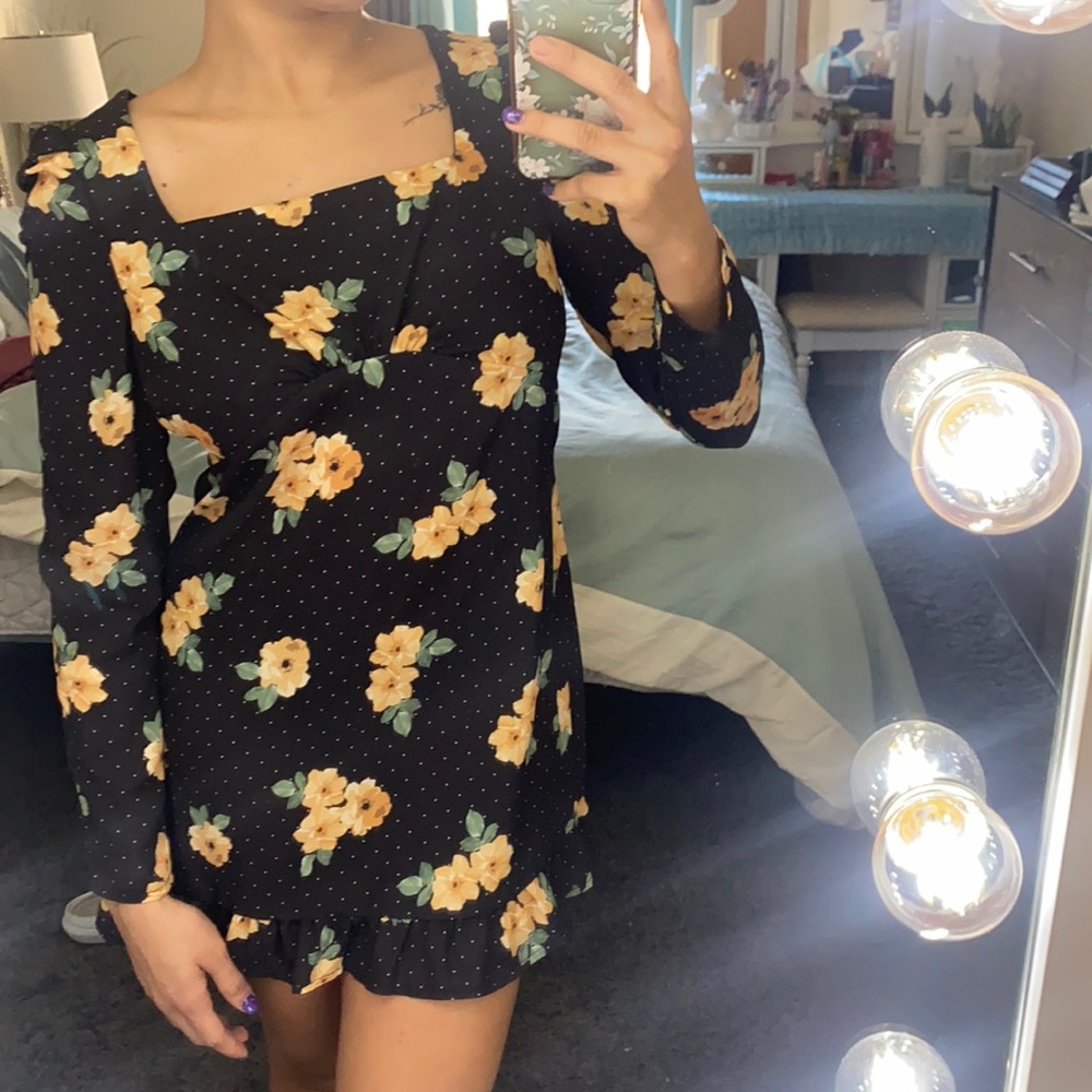 ASOS dress in great condition. Used once. US size 8